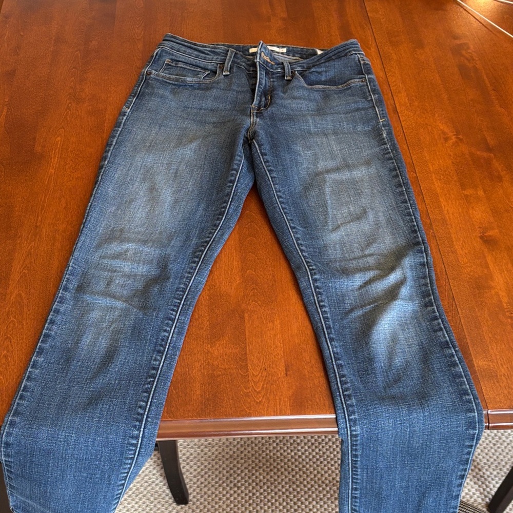 Vintage Levi’s straight leg jeans